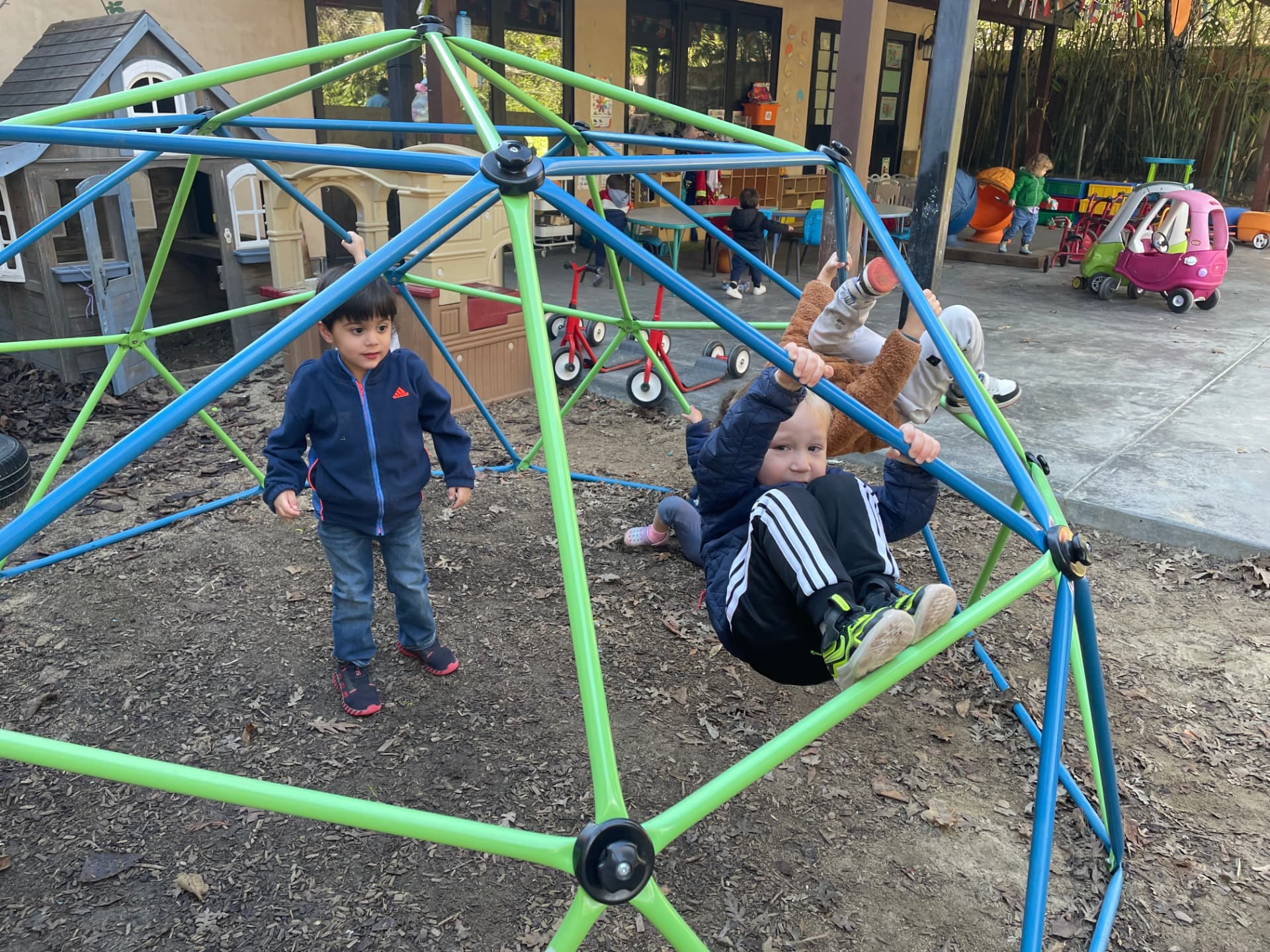 Children learning and playing at Little Builders in Redwood City